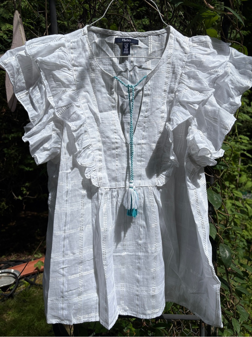 NWOT Hatley White Ruffle Sleeve Peasant Top with Tassel Detail
